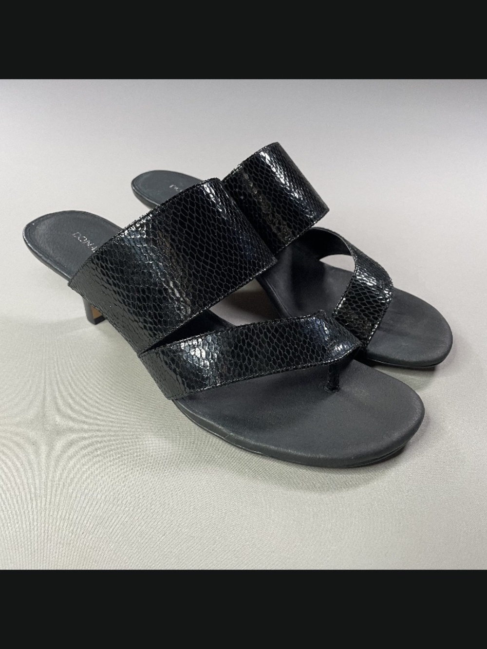 NEW Donald J Pliner Shoes Womens 10 black snakeskin kitten heels cocktail city